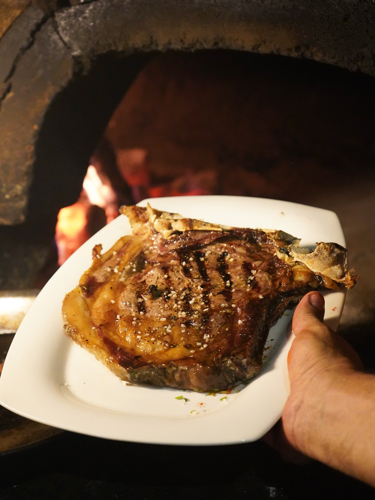 ¡DIRECTO A TU MESA! 😮‍💨🥩

-⁣⁣⁣⁣⁣
RESERVAS: ☎️ 971 56 72 70⁣⁣⁣⁣⁣⁣⁣⁣⁣⁣
📍Carretera Son Servera - Capdepera Km.2 ⁣