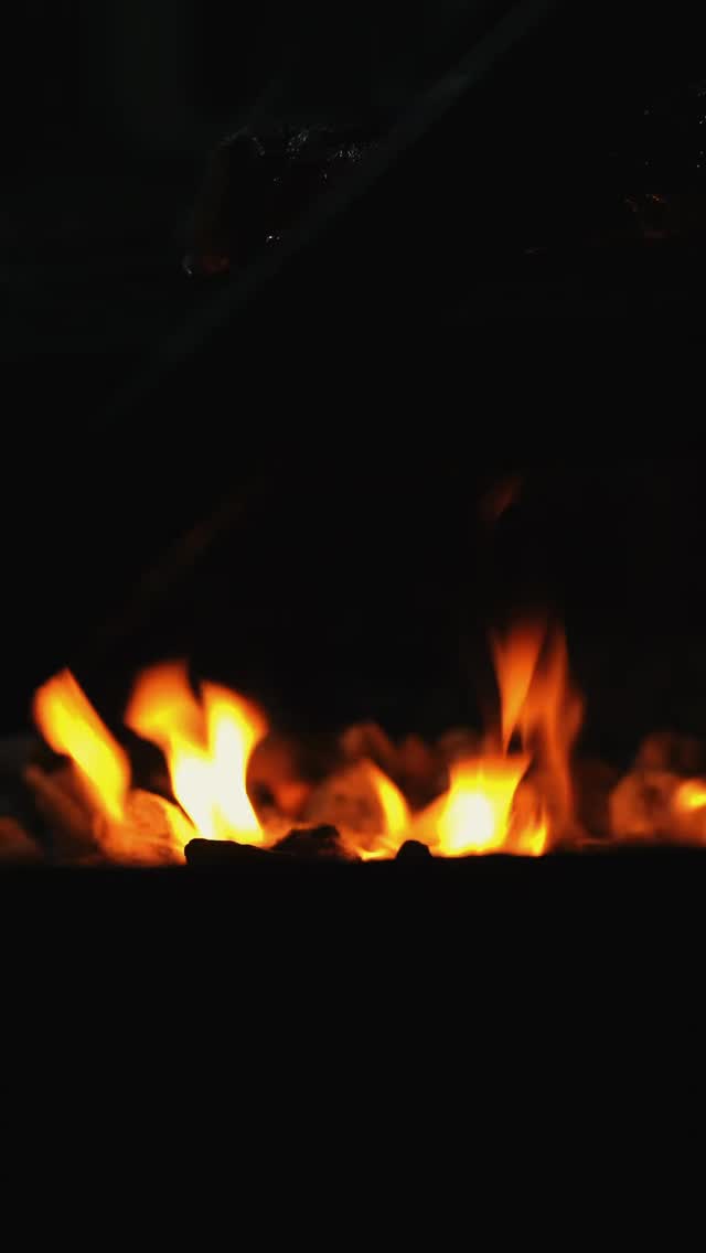 Cuidado: venir a Binicanella engancha. ⚠️ Terraza, brasa y... ¡perder la noción del tiempo! 🥩❤️

••

Achtung: Ein Besuch in Binicanella macht süchtig. ⚠️ Terrasse, Grill und… man verliert völlig das Zeitgefühl! 🥩❤️