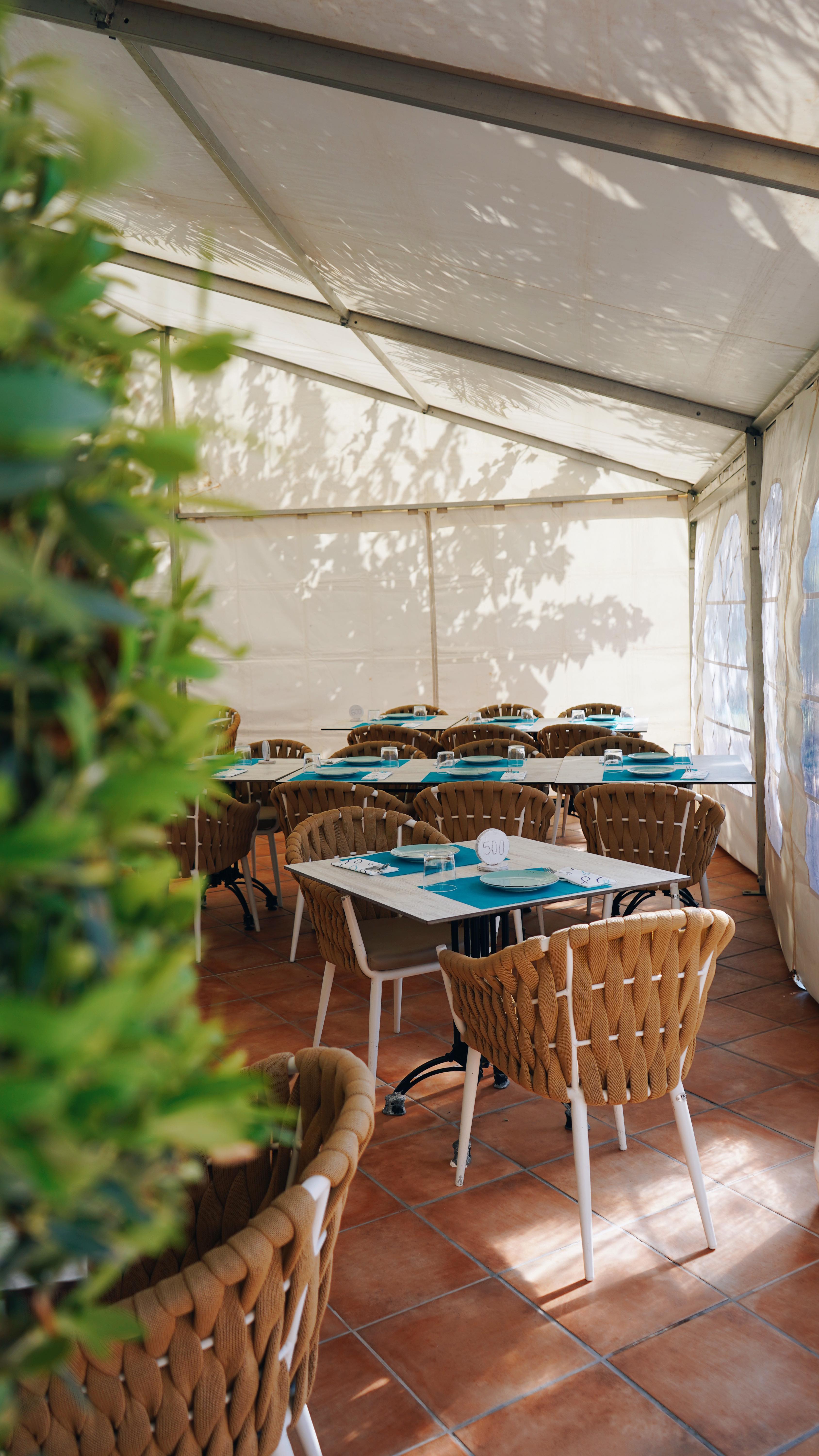 ¿CENA DE EMPRESA DE FIN DE TEMPORADA?

Este año elige #RestauranteBinicanella ❗😊

Contamos con unas instalaciones perfectas para que estéis cómodos y celebréis todo lo que queráis. Además, como novedad este año hemos habilitado una zona de carpa exterior para que disfrutéis más que nunca. 😋😏

¡Llámanos ahora y consulta nuestros MENÚS PARA GRUPOS! 🔝

Cierra la temporada como es merecido. 👌
☎️ 971 56 72 70⁣⁣⁣⁣⁣⁣⁣
📍Carretera Son Servera - Capdepera Km.2