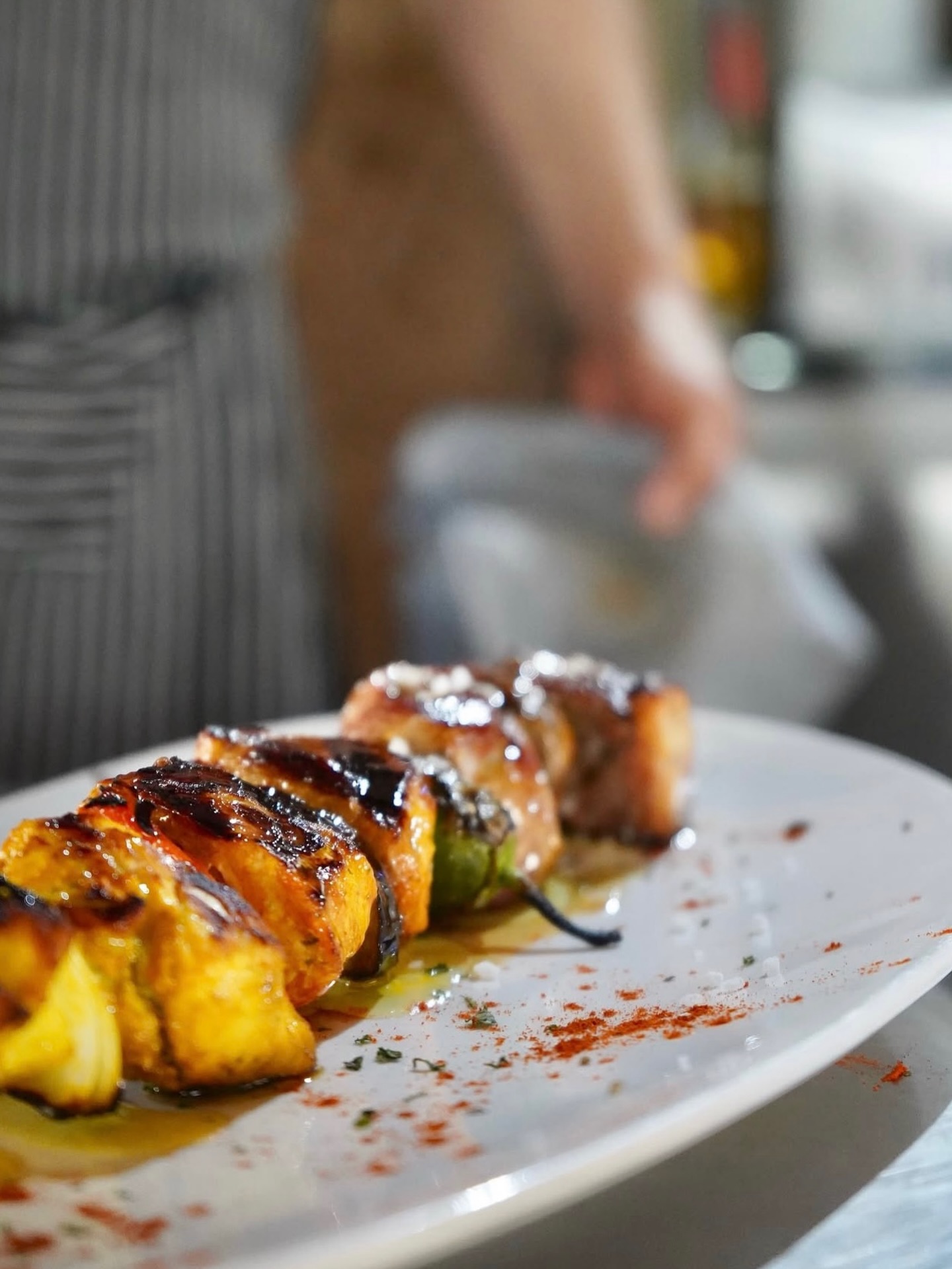 In Binicanella glühen die Kohlen noch immer, die Natur färbt sich herbstlich und der Tisch ist immer für Sie gedeckt. 🔥🥩🌿

Kommen Sie und genießen Sie ausgedehnte Mahlzeiten, gemütliche Tischgespräche und diese Atmosphäre, die es nur hier gibt. Wir erwarten Sie! 

☎️ 971 56 72 70⁣⁣⁣⁣⁣⁣⁣
📍Carretera Son Servera - Capdepera Km.2